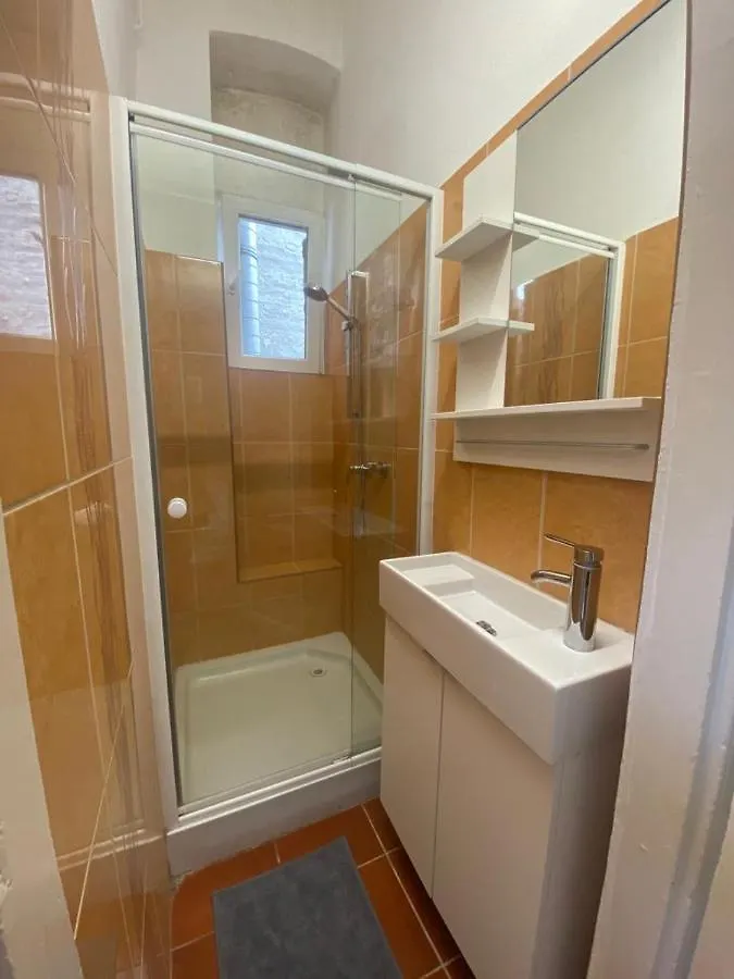 Ac With Free Parking At Acacia St, City Center Budapest